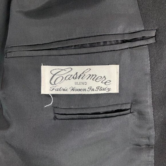 VINTAGE Gianfranco Ruffini SIZE 42L Black Cashmere Blend Double-Breasted Coat - Picture 4 of 6